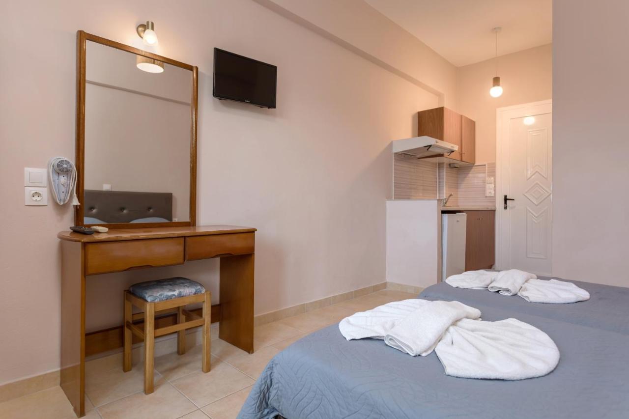 לגאנאס Mare Blu Studios & Suites מראה חיצוני תמונה