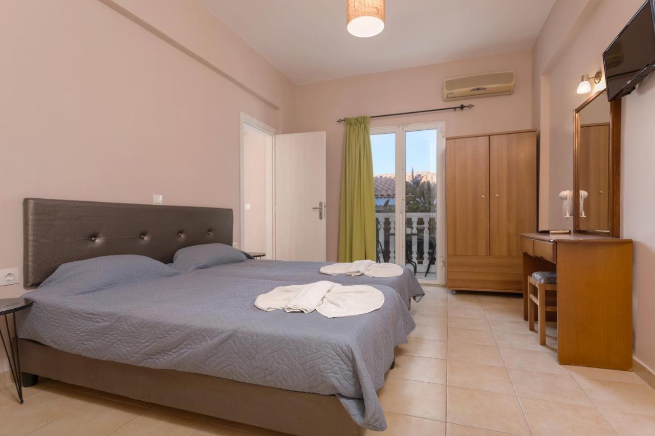 לגאנאס Mare Blu Studios & Suites מראה חיצוני תמונה