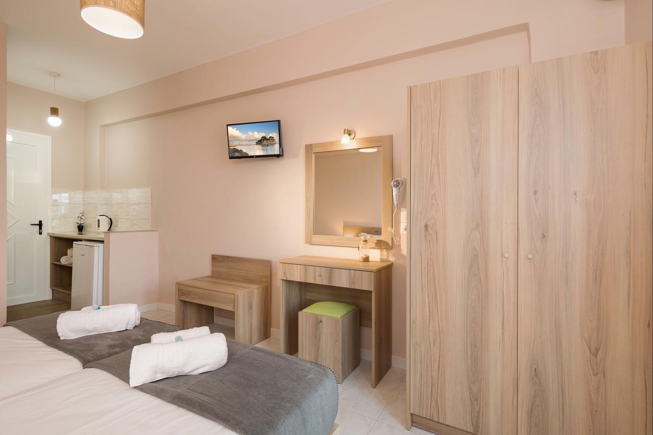 לגאנאס Mare Blu Studios & Suites מראה חיצוני תמונה